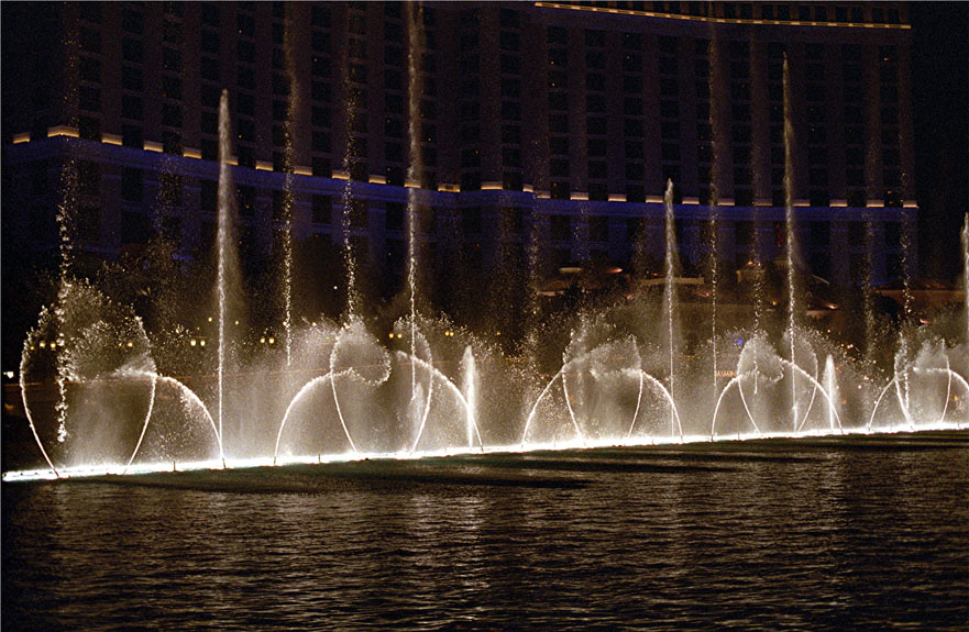 Lv - The Bellagio, Fountains at Night 5 (Neg)
