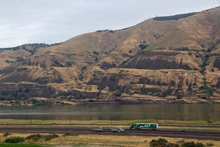 Columbia River 071